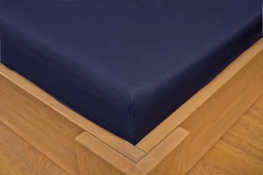 Luxusná Saténová plachta tmavo modrá 90x200+22 cm